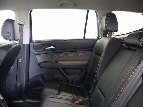 Certified 2022 Volkswagen Atlas SE image 26