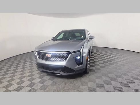 Used 2024 Cadillac XT4 Premium Luxury FWD image 53