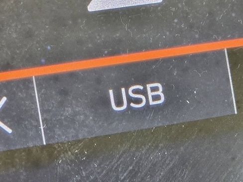 Used 2020 Subaru Outback Limited image 12