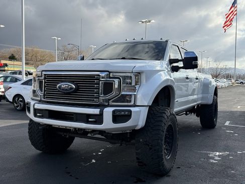 Used 2020 Ford F450 Platinum w/ FX4 Off-Road Package image 3