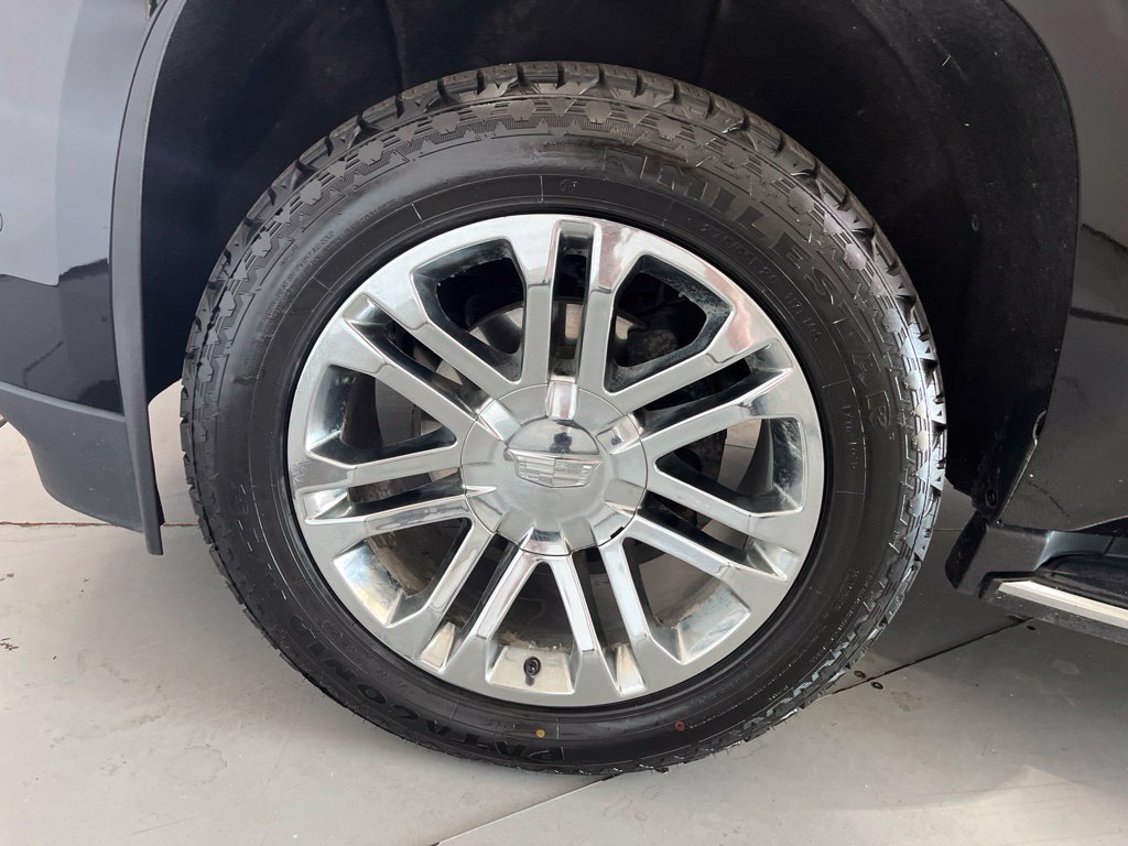 Used 2020 Cadillac Escalade 4WD image 15
