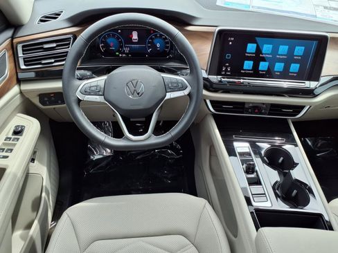 New 2026 Volkswagen Atlas SE image 16