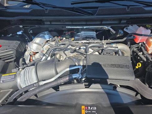 Used 2024 Chevrolet Silverado 2500 High Country w/ High Country Premium Package AWD/4WD image 31