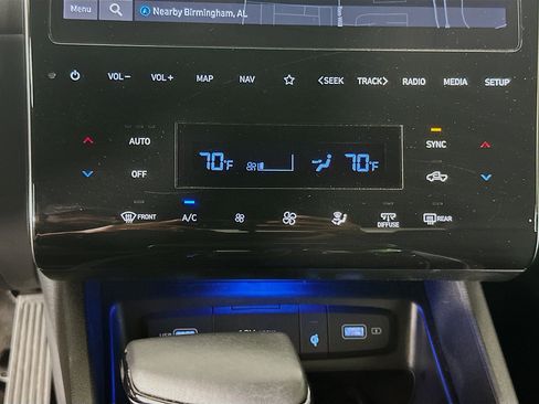 Used 2024 Hyundai Santa Cruz Limited AWD/4WD image 24