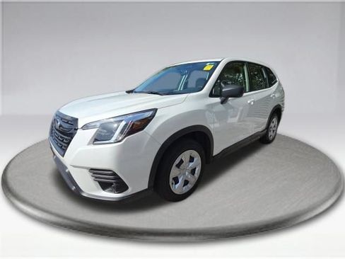 Used 2024 Subaru Forester AWD/4WD image 12