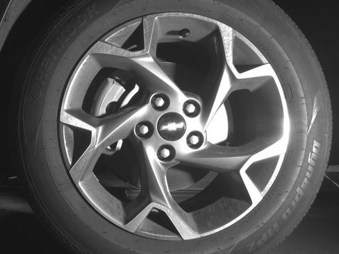 Used 2025 Chevrolet Trax LT FWD image 12