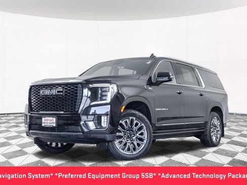 Used 2023 GMC Yukon XL Denali Ultimate AWD/4WD image 2