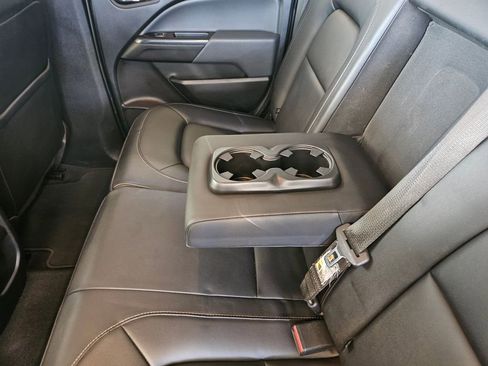 Used 2022 Chevrolet Colorado Z71 AWD/4WD image 27