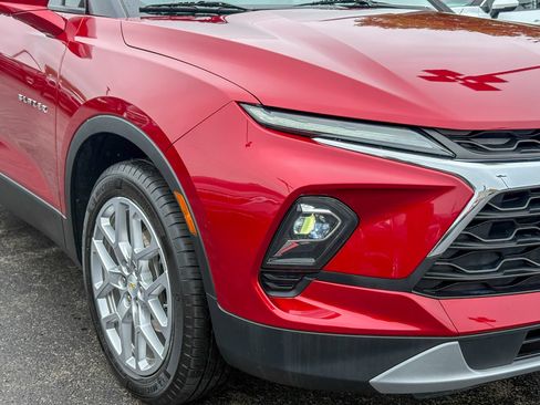 Used 2023 Chevrolet Blazer LT w/ Convenience Package FWD image 3