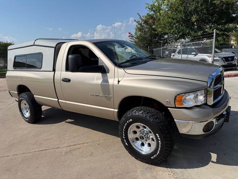 Used 2004 Dodge Ram 2500 Truck SLT w/ Off-Road Group AWD/4WD image 31