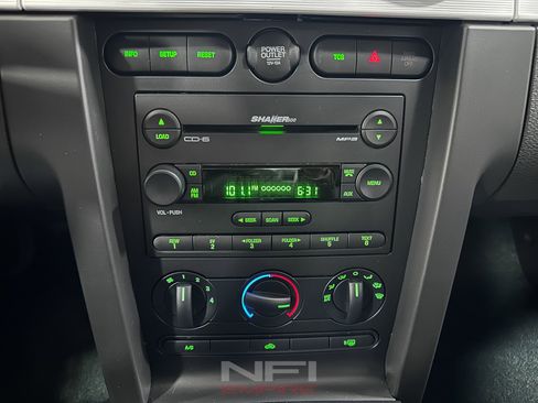 Used 2006 Ford Mustang GT Premium image 28