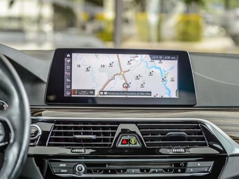 Used 2019 BMW 540i xDrive w/ Convenience Package AWD/4WD image 29