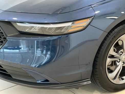 Used 2024 Honda Accord EX image 6