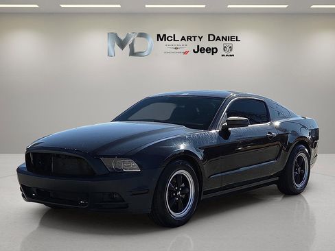 Used 2014 Ford Mustang Coupe w/ Equipment Group 102A image 2