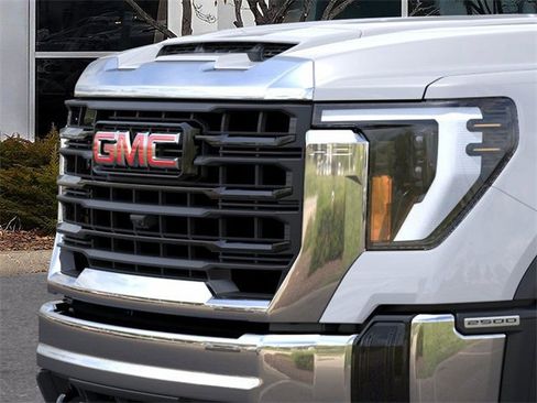 New 2025 GMC Sierra 2500 Pro image 13