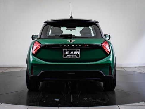 Certified 2025 MINI Cooper S image 10