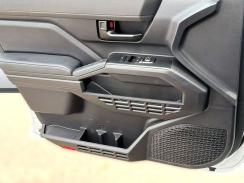 Used 2024 Toyota Tacoma SR image 20