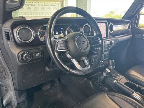 Certified 2021 Jeep Wrangler Unlimited Sahara AWD/4WD image 12