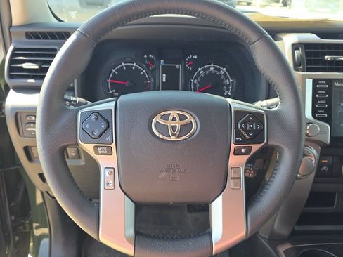 Used 2022 Toyota 4Runner Trail Special Edition AWD/4WD image 14