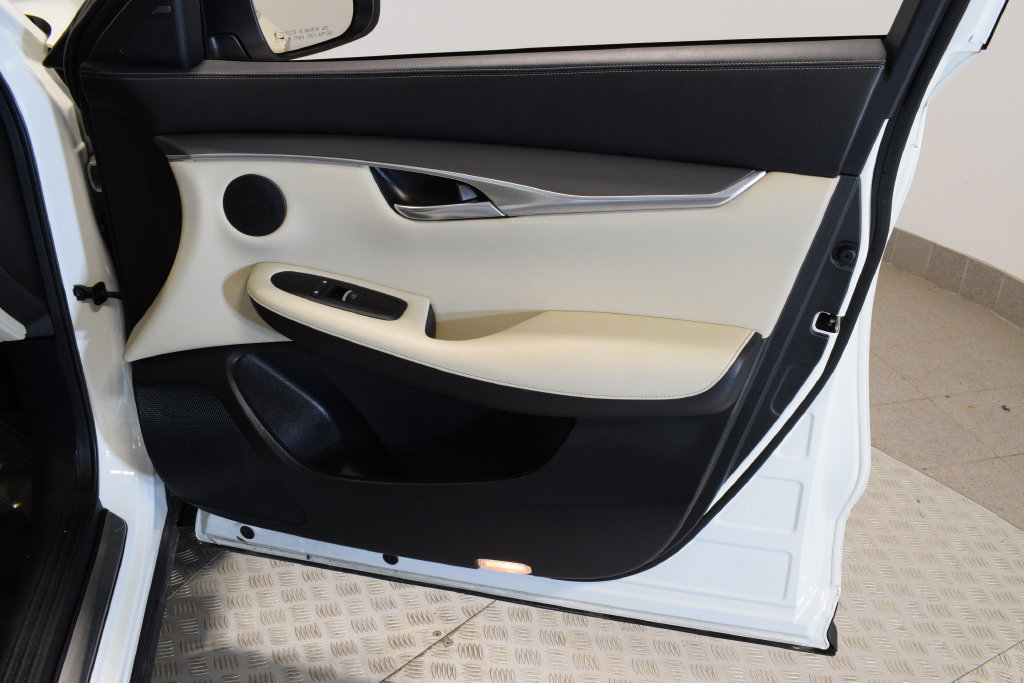 Certified 2022 INFINITI QX50 Luxe AWD/4WD image 35
