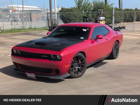 Used 2015 Dodge Challenger SRT Hellcat RWD image 1