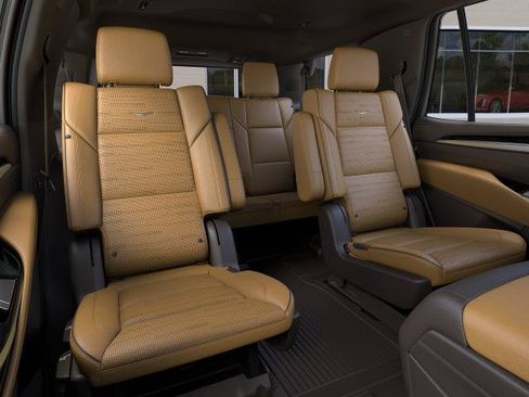 New 2026 Cadillac Escalade Luxury w/ LPO, Floor Liner Package AWD/4WD image 17