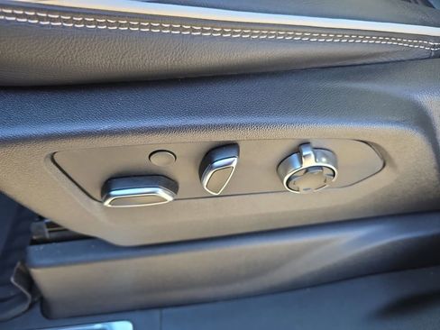 Used 2024 GMC Sierra 1500 AT4X image 23