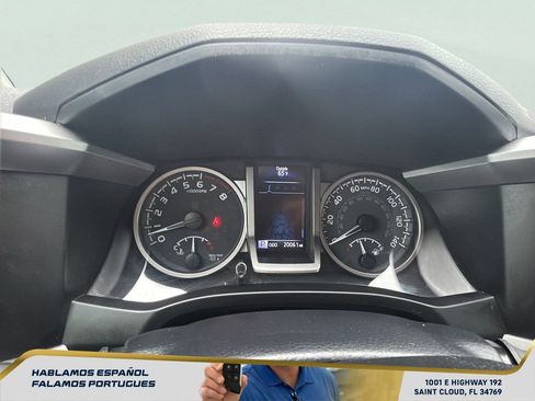 Used 2023 Toyota Tacoma SR5 RWD image 17