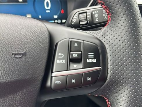 Used 2024 Ford Escape ST-Line Elite w/ Premium Technology Package image 21