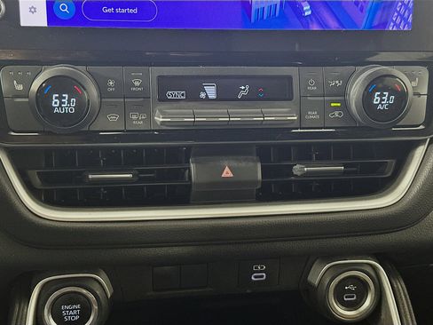 Used 2024 Toyota Grand Highlander FWD image 23