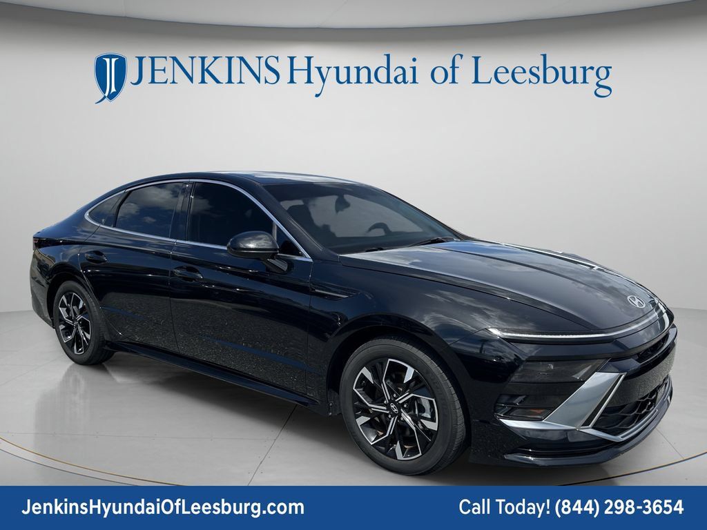 Certified 2024 Hyundai Sonata SEL FWD image 1