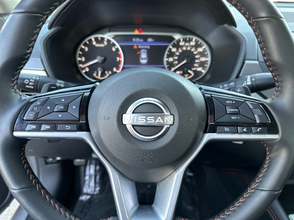 Used 2025 Nissan Altima 2.5 SR FWD image 21