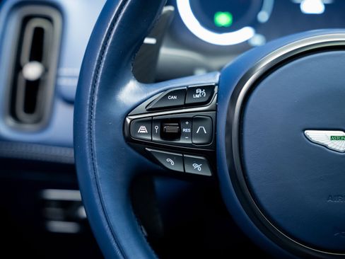 Used 2023 Aston Martin DBX 707 image 46