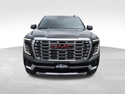 Used 2025 GMC Yukon XL Denali w/ Sun & Power Step Package AWD/4WD image 28