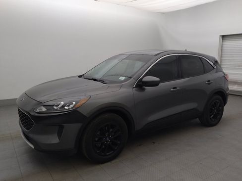 Used 2021 Ford Escape SE w/ Convenience Package FWD image 2