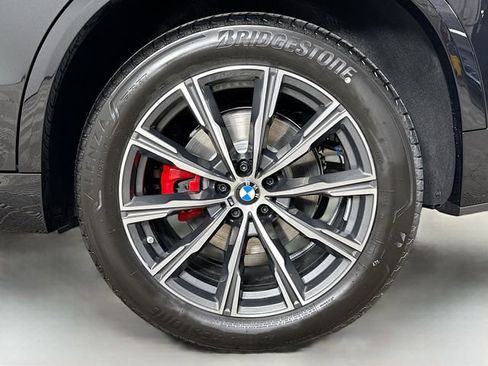 New 2026 BMW X5 xDrive40i w/ M Sport Package AWD/4WD image 33