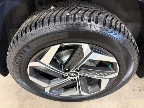 Used 2023 Hyundai Tucson Limited AWD/4WD image 15