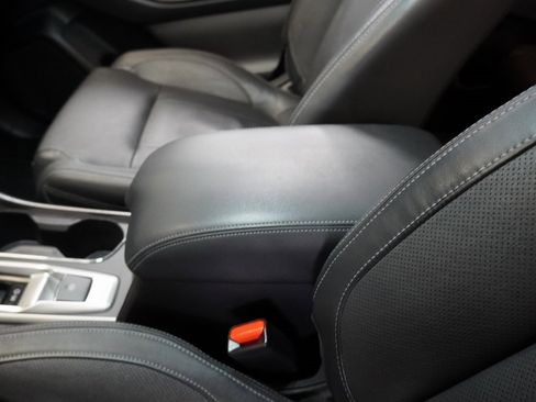 Used 2019 Subaru Ascent Limited image 22