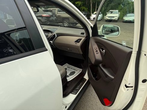Used 2011 Hyundai Tucson Limited w/ Premium Pkg 3 AWD/4WD image 14