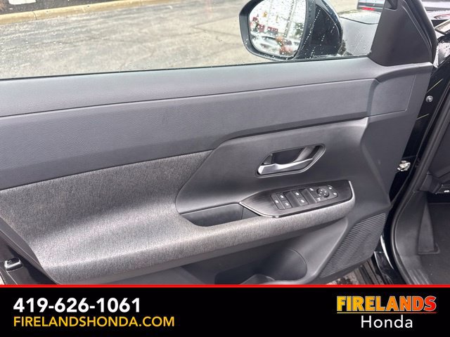 Used 2026 Nissan Kicks SV w/ Cold Weather Package AWD/4WD image 12