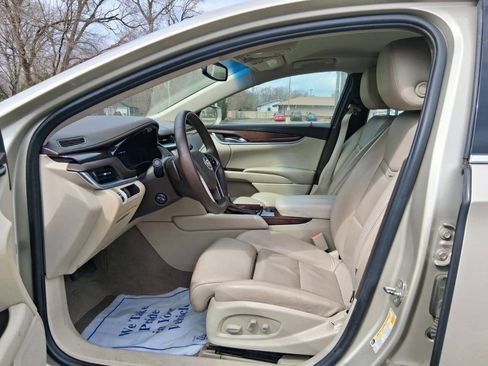 Used 2013 Cadillac XTS Luxury AWD/4WD image 9