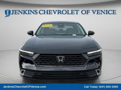 Used 2023 Honda Accord Touring image 12
