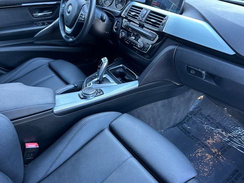 Used 2016 BMW 330e image 12