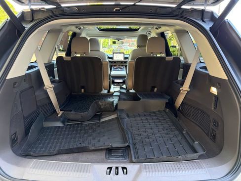 Used 2021 Lincoln Aviator Reserve w/ Equipment Group 201A AWD/4WD image 31
