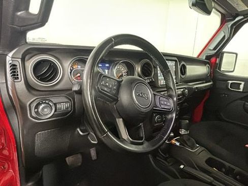 Used 2022 Jeep Wrangler Unlimited Sport AWD/4WD image 13
