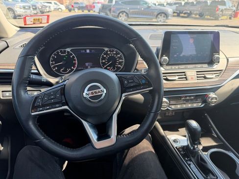 Used 2020 Nissan Altima 2.5 SL AWD/4WD image 39