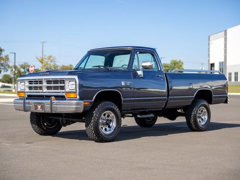Used 1989 Dodge D/W Truck 350 image 8
