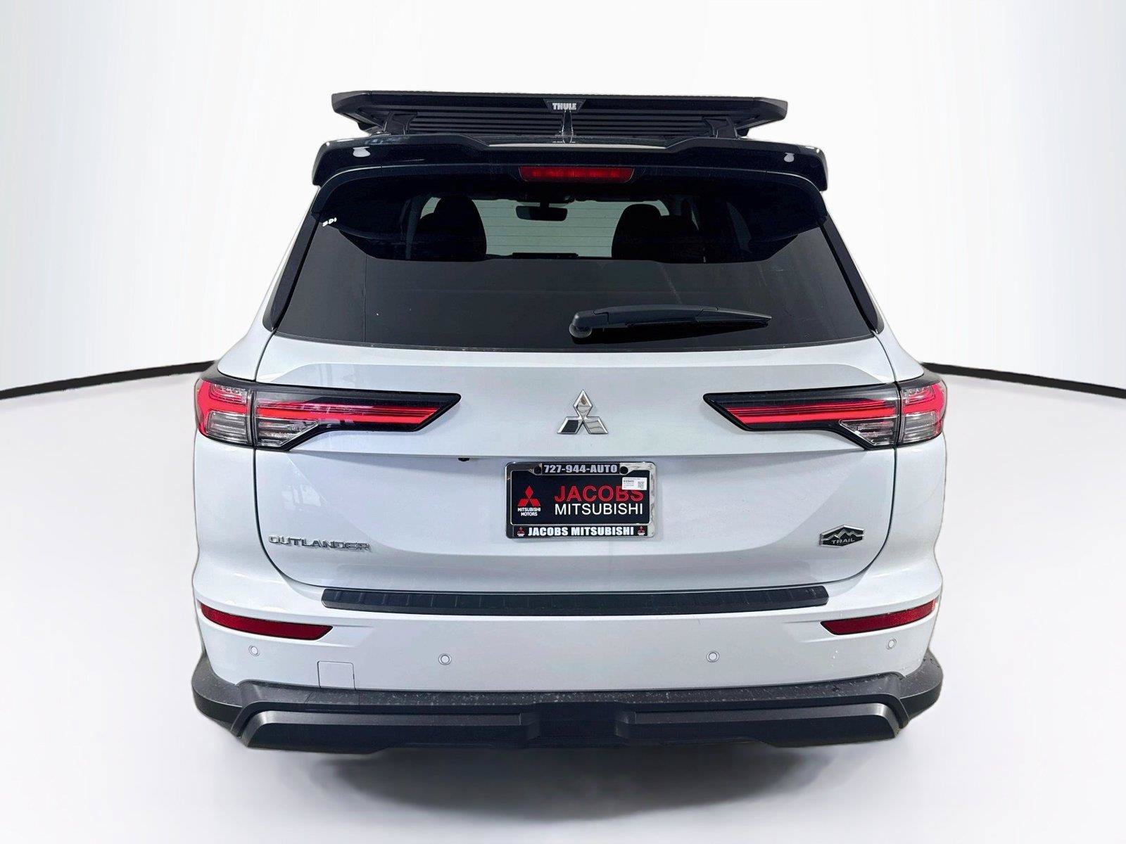 Used 2026 Mitsubishi Outlander AWD image 5