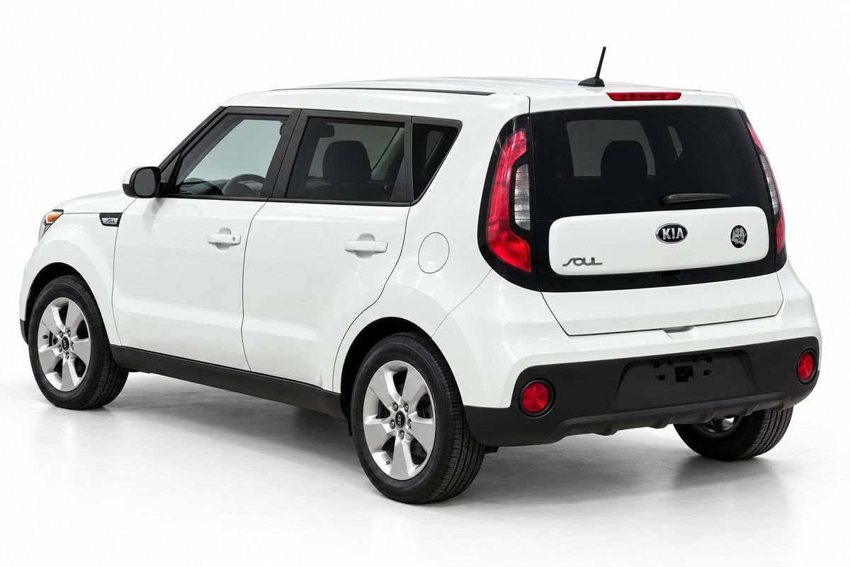Used 2018 Kia Soul FWD image 3