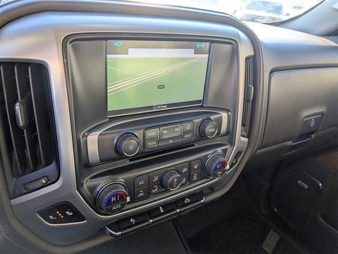 Used 2018 GMC Sierra 1500 SLT w/ SLT Premium Package image 18